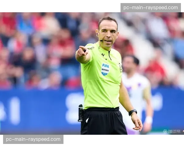 西甲裁判委员会会议本月举行，将讨论“战术犯规”与“侵略性防守”的吹罚尺度